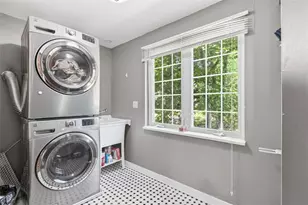 814 Washington Dr, Ross Twp, PA 15229 - Photo 26