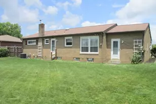 1797 Overlook Dr, Economy, PA 15003 - Photo 4