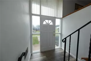 3885 Coldwater Dr, Hampton, PA 15101 - Photo 6