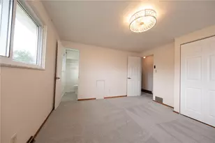 3885 Coldwater Dr, Hampton, PA 15101 - Photo 12