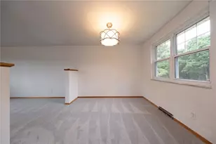 3885 Coldwater Dr, Hampton, PA 15101 - Photo 4