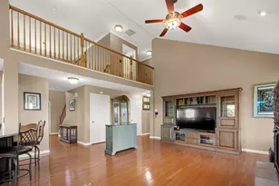 1734 Queens Dr, South Park, PA 15129 - Photo 10