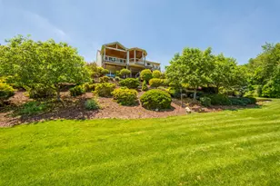 1734 Queens Dr, South Park, PA 15129 - Photo 38