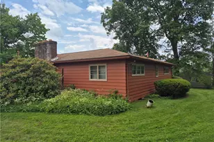 380 Shady Ave, Sharon, PA 16146 - Photo 6