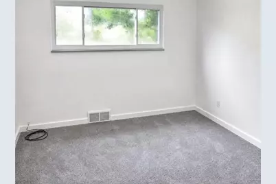 202 Crestview Rd, Pittsburgh, PA 15235 - Photo 12