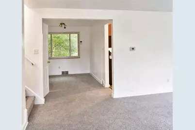 202 Crestview Rd, Pittsburgh, PA 15235 - Photo 6