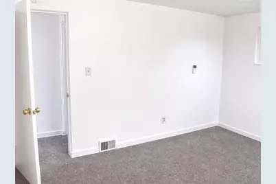 202 Crestview Rd, Pittsburgh, PA 15235 - Photo 10