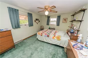 1366 Henderson Ave, Chartiers, PA 15301 - Photo 22