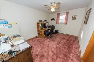 1366 Henderson Ave, Chartiers, PA 15301 - Photo 18