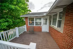 1366 Henderson Ave, Chartiers, PA 15301 - Photo 4