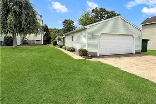 1604 Hanna St, New Castle, PA 16102 - Photo 6