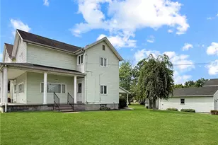 1604 Hanna St, New Castle, PA 16102 - Photo 4