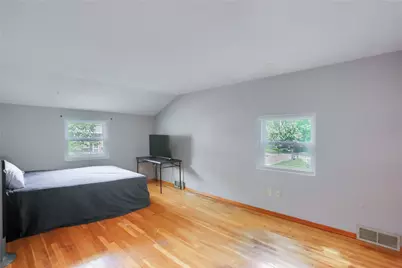 1132 Oblock Rd, Pittsburgh, PA 15239 - Photo 18