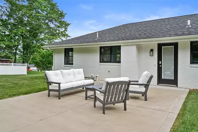 331 Lejeune Dr, Hempfield Township, PA 15601 - Photo 22