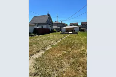334 Sherman Ave, Sharon, PA 16146 - Photo 2