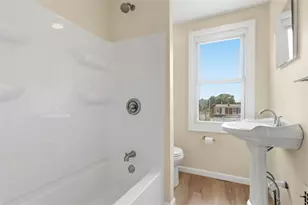 1101 12th St, Stowe Township, PA 15136 - Photo 24