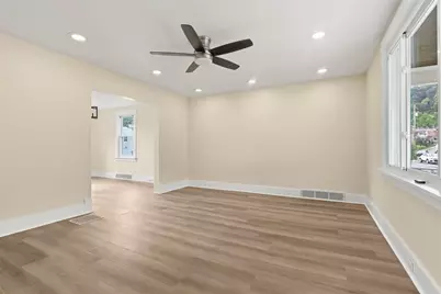 1101 12th Street, Stowe Township, PA 15136 - Photo 8