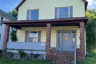 211 Cedar Ave, Sharon, PA 16146 - Photo 1