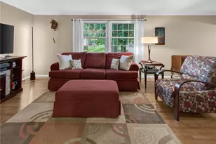 107 Loire Valley Dr, Pittsburgh, PA 15209 - Photo 12
