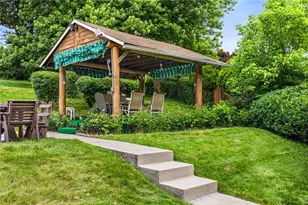 44 Hollow Haven Dr, Pittsburgh, PA 15236 - Photo 34