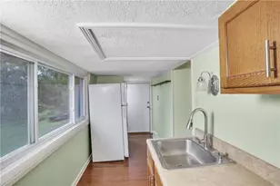 121 College Ave, Pittsburgh, PA 15239 - Photo 24
