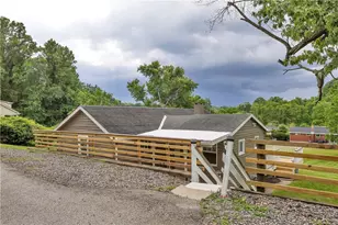 121 College Ave, Pittsburgh, PA 15239 - Photo 2