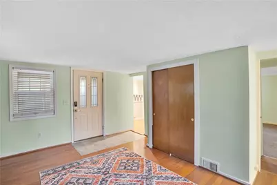 121 College Ave, Pittsburgh, PA 15239 - Photo 10