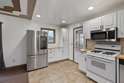 927 Greenhill Road, Pittsburgh, PA 15209 - Photo 12