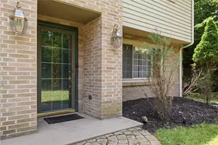 131 Elm Rd, Ross Twp, PA 15237 - Photo 6