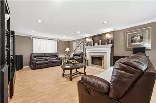 131 Elm Rd, Ross Twp, PA 15237 - Photo 8