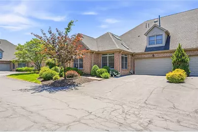 702 Appleridge Court, Adams Township, PA 15044 - Photo 2