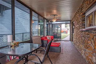 335 Liberty Ave, Washington, PA 15301 - Photo 4