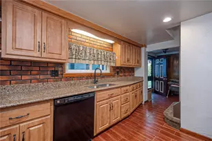 335 Liberty Ave, Washington, PA 15301 - Photo 6