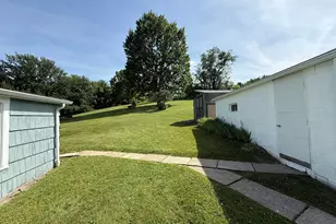222 Bagdad Rd, Allegheny Township, PA 15656 - Photo 6
