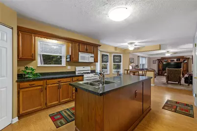 4948 Meadow Crest Dr, Hampton, PA 15101 - Photo 14