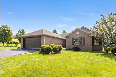 108 Winfield Manor Dr, Adams Township, PA 16046 - Photo 4