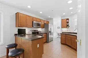108 Winfield Manor Dr, Adams Township, PA 16046 - Photo 14