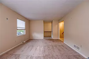1342 Quail Run Cir, Bethel Park, PA 15102 - Photo 18