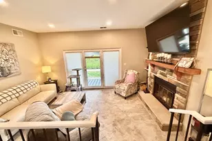1813 Kenzie Dr, Robinson Twp, PA 15205 - Photo 4