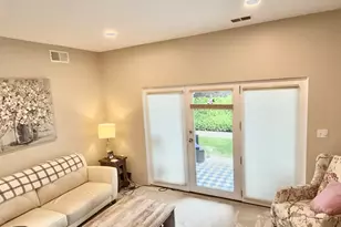 1813 Kenzie Dr, Robinson Twp, PA 15205 - Photo 6