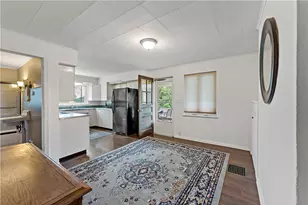 28 Peterson St, Avella, PA 15312 - Photo 4