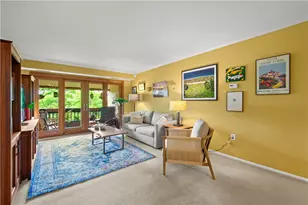 2034 Swallow Hill Rd, Scott Township, PA 15220 - Photo 4
