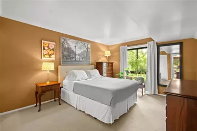 2034 Swallow Hill Road #307, Scott Township, PA 15220 - Photo 14
