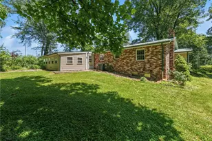 267 Pizza Barn Rd, Derry Township, PA 15717 - Photo 4