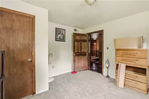 3210 State Route 31, Mount Pleasant Township, PA 15610 - Photo 28