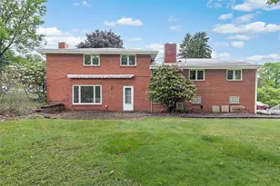 3450 Woodland Dr, Murrysville, PA 15668 - Photo 6