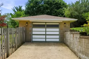 1634 Trinity St, Pittsburgh, PA 15206 - Photo 36
