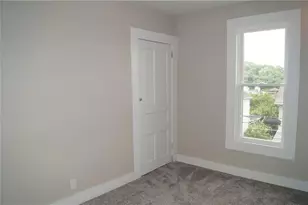 9 E Gaskill Ave, Jeannette, PA 15644 - Photo 16