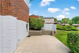 212 Mardi Gras Dr, Pittsburgh, PA 15239 - Photo 26