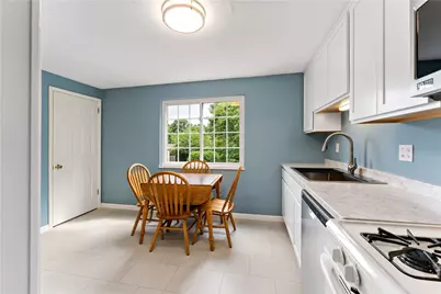 212 Mardi Gras Dr, Pittsburgh, PA 15239 - Photo 8